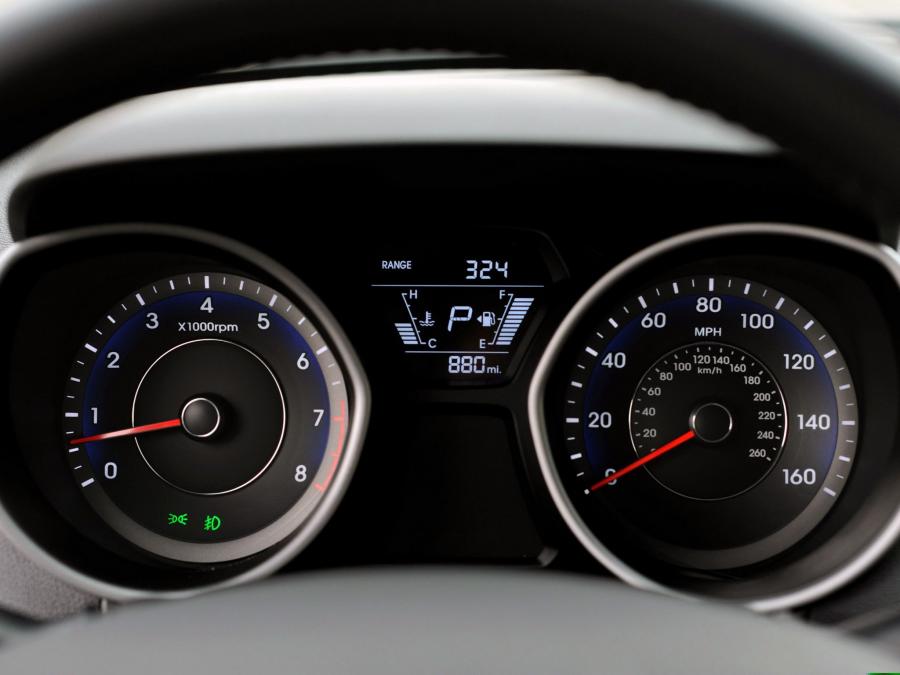  Hyundai Elantra Sport 2014 года  (US) (фото 2 из 12)